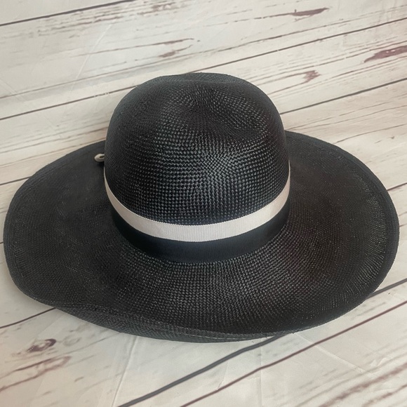 Vintage Liz Claiborne Straw - Picture 2 of 8